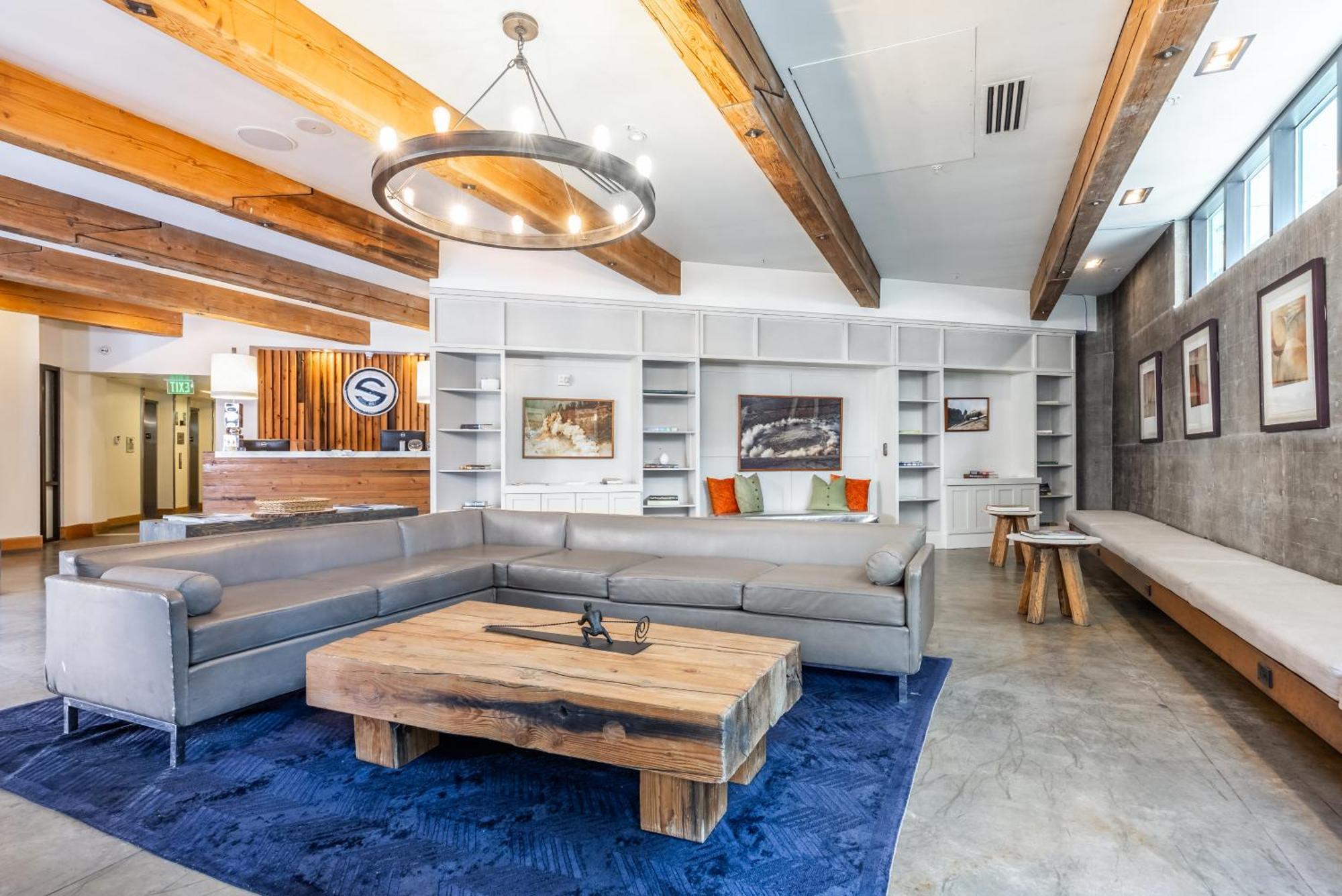 Main & Sky Villa Park City Luaran gambar