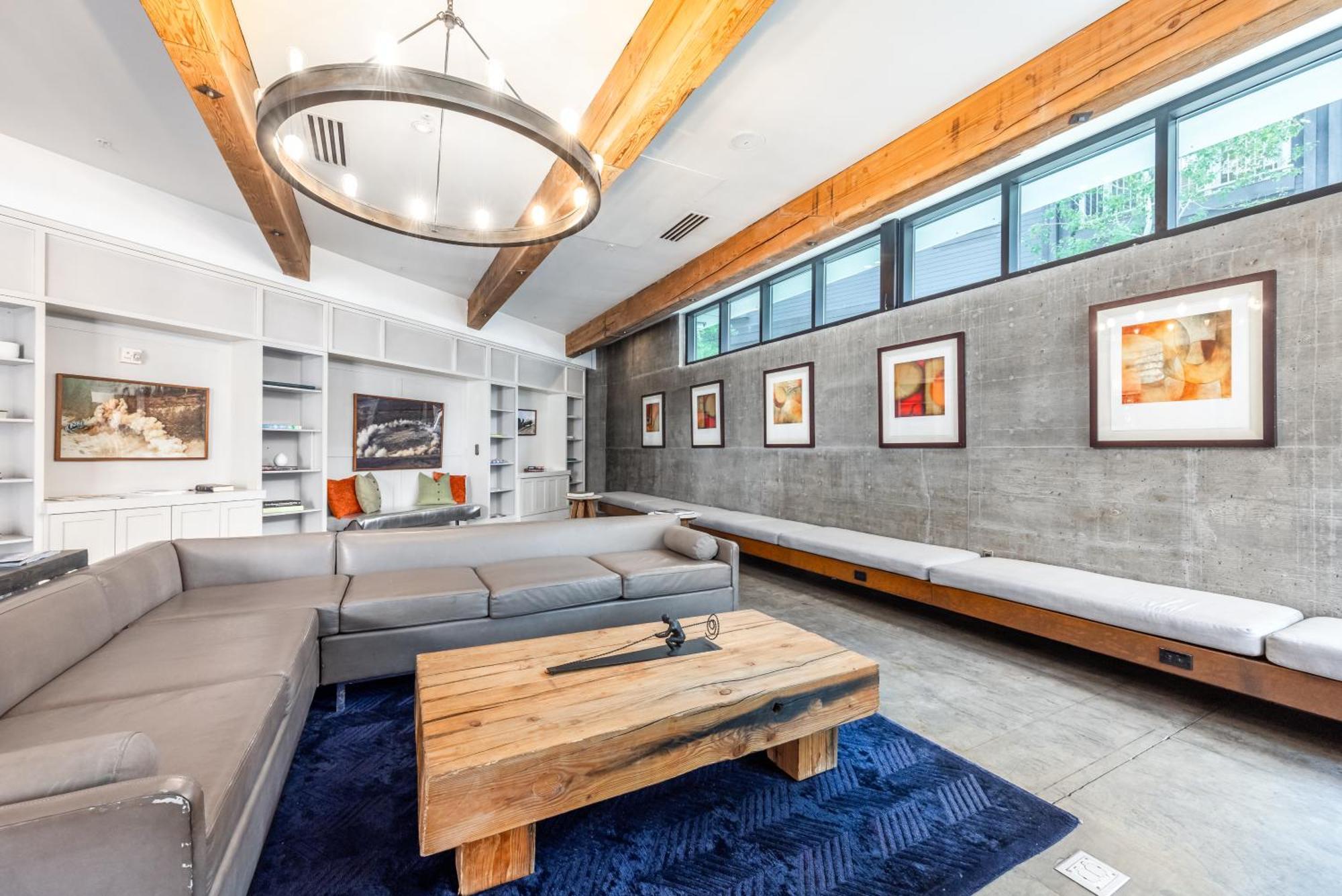 Main & Sky Villa Park City Luaran gambar